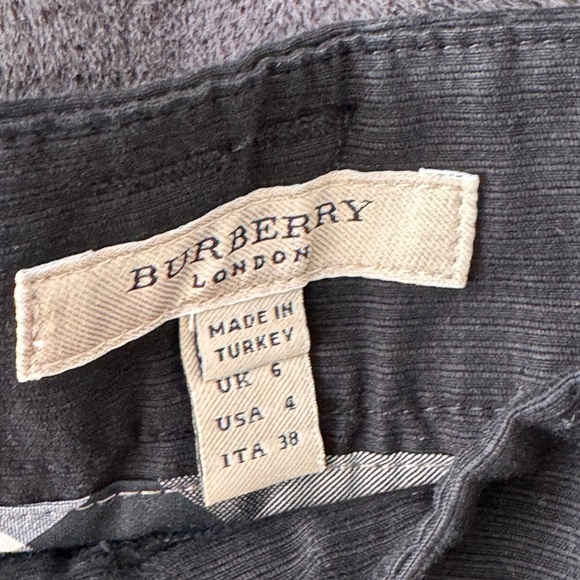 Burberry shorts - Picture 5 of 8